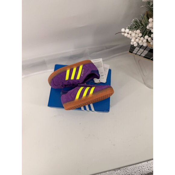 Adidas Kids Gazelle Purple with Yellow Stripes Sneakers size 6K - Picture 5 of 6